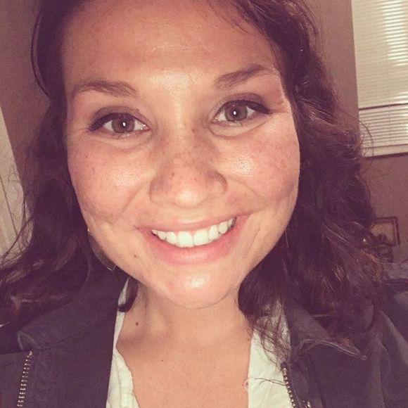 Meet your Posher, Brittini - Picture 1 of 1